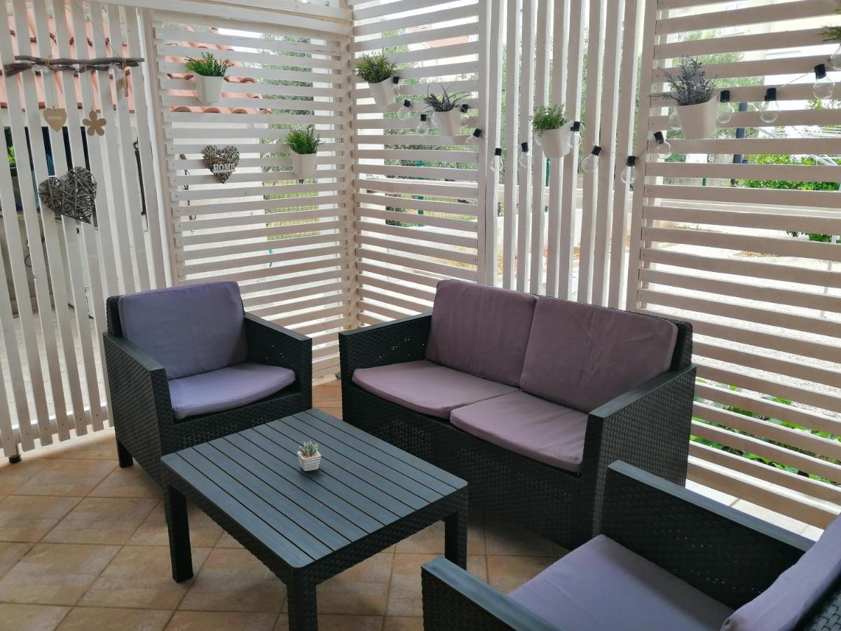 Apartman Mira Žaborić Kültér fotó